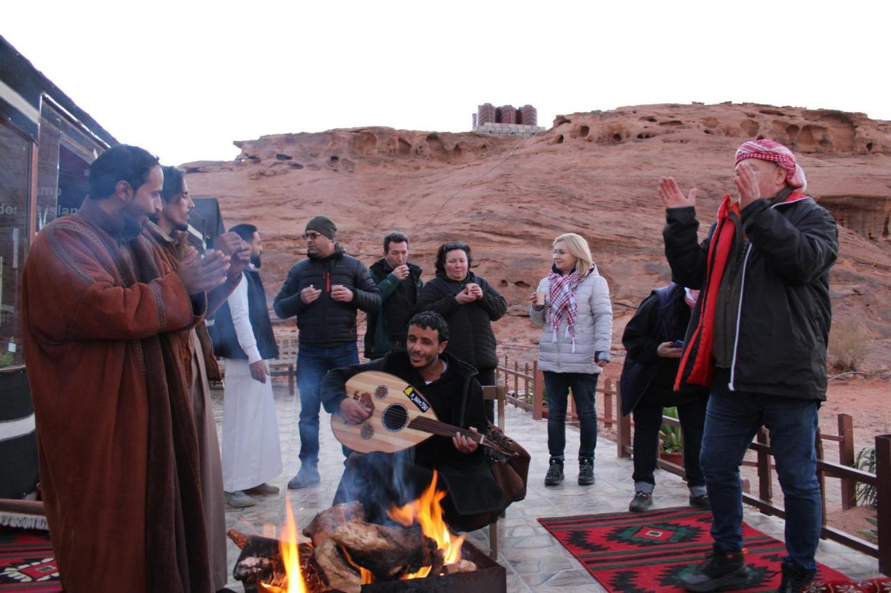 Desert Island Camp Wadi Rum Exterior photo